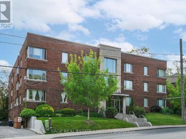 204 1 Bathurst Street, Toronto, ON, M5P 3K7 condo for sale | Listing ID C13153 | Royal LePage