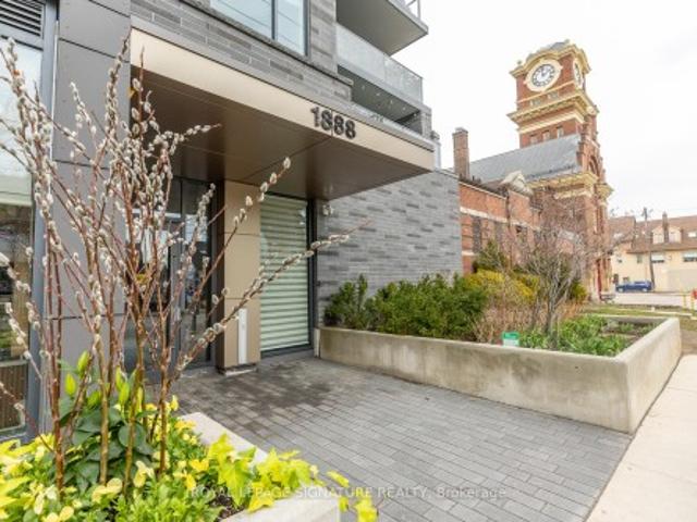 204 1 Queen Street E, Toronto, ON, M4L 1H4 lease for lease | Listing ID E13480 | Royal LePage