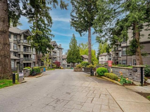204 33 Bourquin Crescent, Abbotsford, BC, V2S 1Y1 Single Family Property For Sale | Listing ID R3132 | Royal LePage