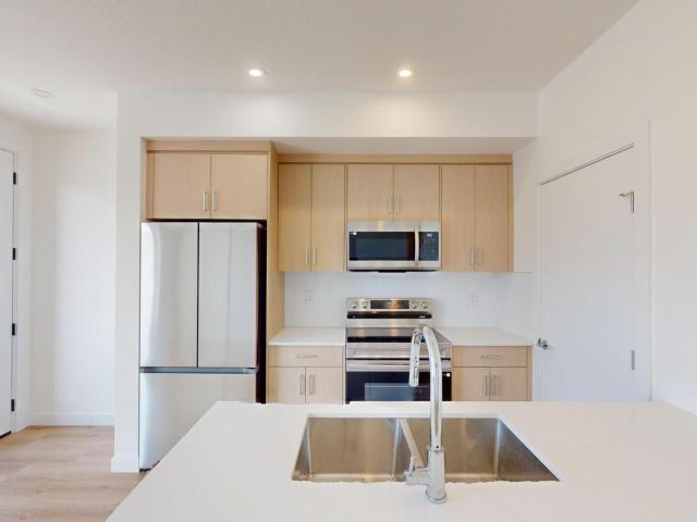 204, 3528 3 Ave NW 2 Bed [object Promise] for Rent