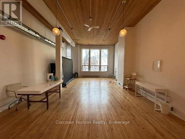 204 41 King William Street, Hamilton Beasley, ON, L8R 1A2 commercial for lease | Listing ID X13489 | Royal LePage