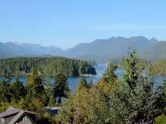 #204 591 Pfeiffer Cres, Tofino, BC, V0R 2Z0 Single Family Pr.