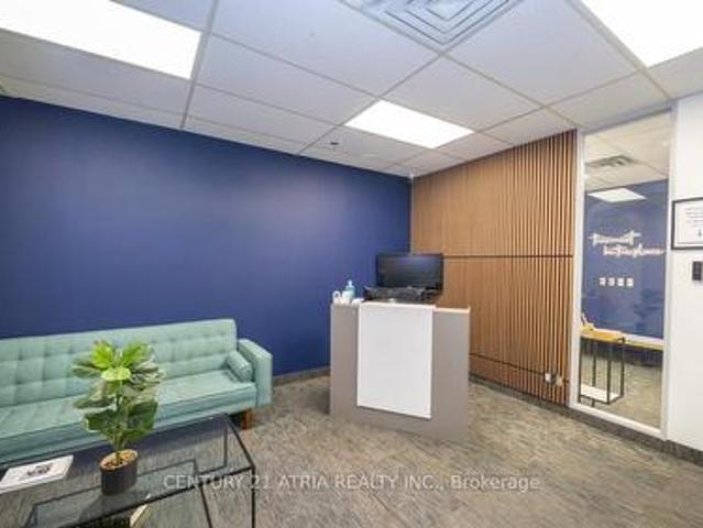 204 716 Gordon Baker Road, Toronto, ON, M2H 3B4 commercial for lease | Listing ID C12969 | Royal LePage