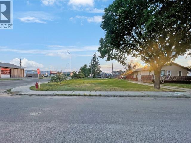 204 9th Avenue NW
