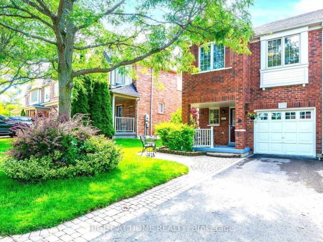 204 Burgess Crescent, Newmarket | 3Beds/3Bath, Townhouse, $820,000 | Condos. Ca