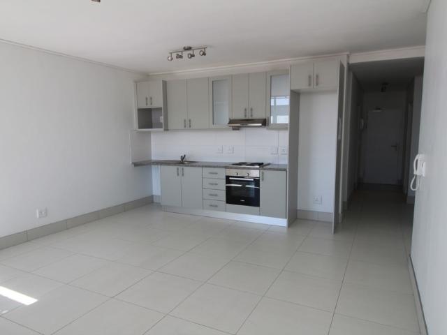 204 The Anson, 7 Drake Street, Observatory, Cape Town