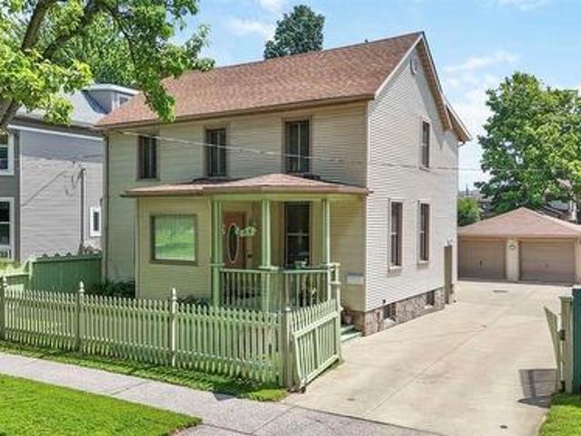 204 Vidal Street South, Sarnia, ON, N7T 2T5 house for sale | Listing ID 26017 | Royal LePage
