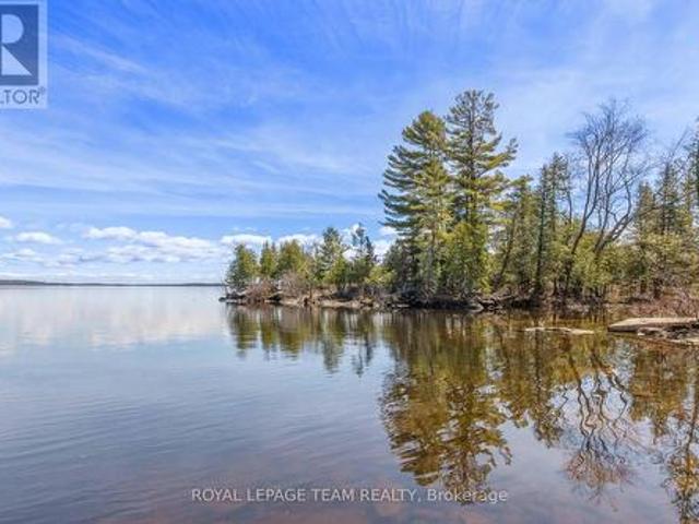 204B Hawkins Drive, Killaloe, Hagarty And Richards, ON, K0J 2A0 house for sale | Listing ID X13137 | Royal LePage