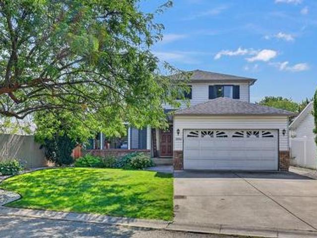 2054 Aster Road, Kelowna, BC, V1V 1P4 house for sale | Listing ID 10398 | Royal LePage