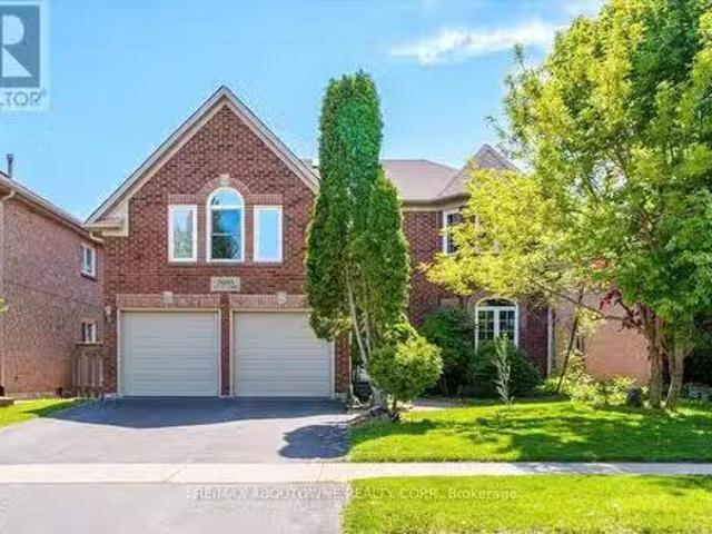 2055 Blacksmith Lane, Oakville, ON, L6M 3A3 house for sale.