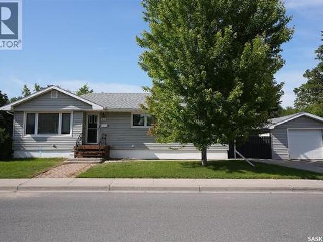 2050 Jubilee Avenue, Regina, SK, S4S 3T8 house for sale | Listing ID SK042199 | Royal LePage