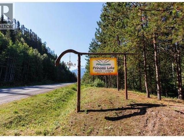 2051 Highway, Terrace, BC, V0J 1G0 house for sale | Listing ID R3150 | Royal LePage