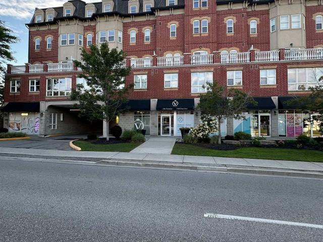 205 15 Yonge Street, Aurora | 2Beds/2Bath, Condo, $498,000 | Condos. Ca