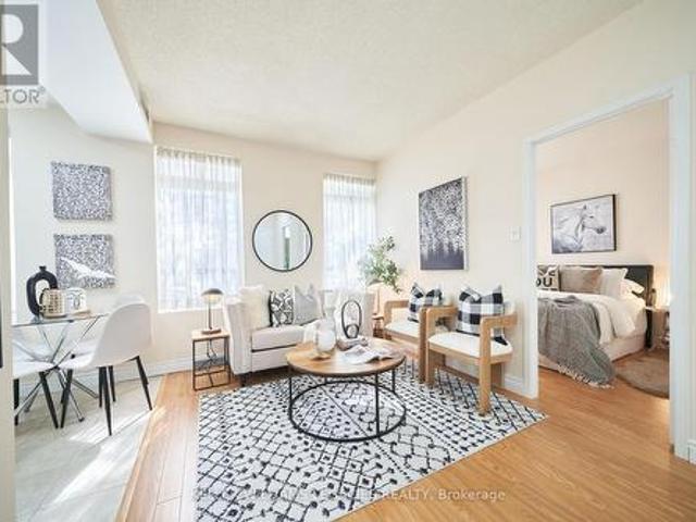 205 2 Keele Street, Toronto, ON, M3M 3C4 condo for sale | Listing ID W12293 | Royal LePage
