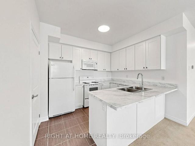 205 2 Sawgrass Drive, Oakville | 2Beds/2Bath, Townhouse, $2,995/mo | Condos. Ca