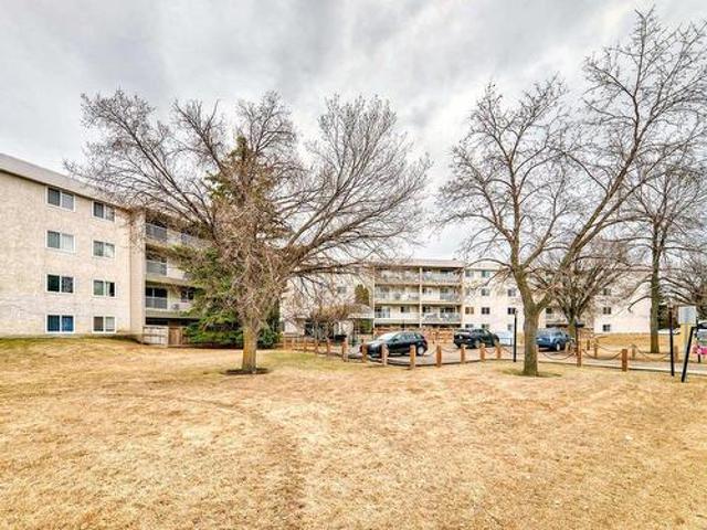 205 5 Riverbend Road, Edmonton, AB, T6H 5K5 condo for sale | Listing ID E4429 | Royal LePage