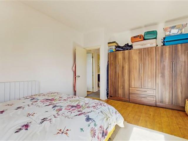 275,000 | 205 Castlecurragh Heath, Mulhuddart, Dublin 15 Leonard Wilson Keenan 4993 MyHome. Ie Residential