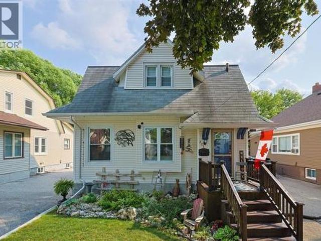 205 Kathleen Avenue, Sarnia, ON, N7T 1E1 house for sale | Listing ID 26019 | Royal LePage