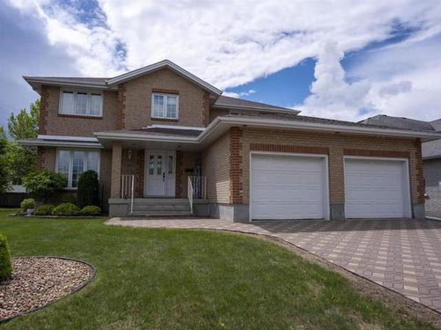 205 Kusznier Crescent, Thunder Bay, ON, P7B 6K4 house for sale | Listing ID TB2601 | Royal LePage