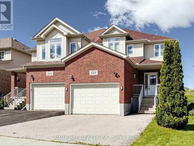 205 Huck Crescent, Kitchener, ON, N2N 0A3 house for sale | Listing ID X13449 | Royal LePage