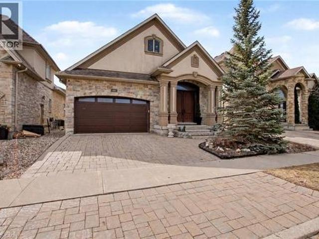 205 Paige Place, Kitchener, ON, N2K 4P5 house for sale | Listing ID 40817 | Royal LePage