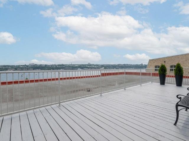 205 Rue du Porche, Québec La Cité Limoilou, QC G1K