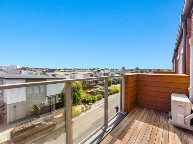205c/160 Hobsonville Point Road, Hobsonville, Waitakere City