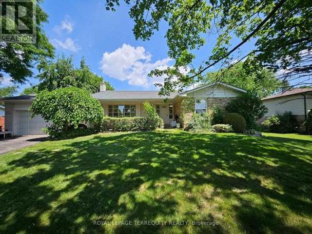 2067 Obeck Crescent, Mississauga, ON, L5H 3L6 house for lease | Listing ID W13521 | Royal LePage