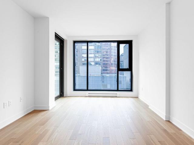 2060 Rue Peel, Montréal Ville Marie, QC H3A