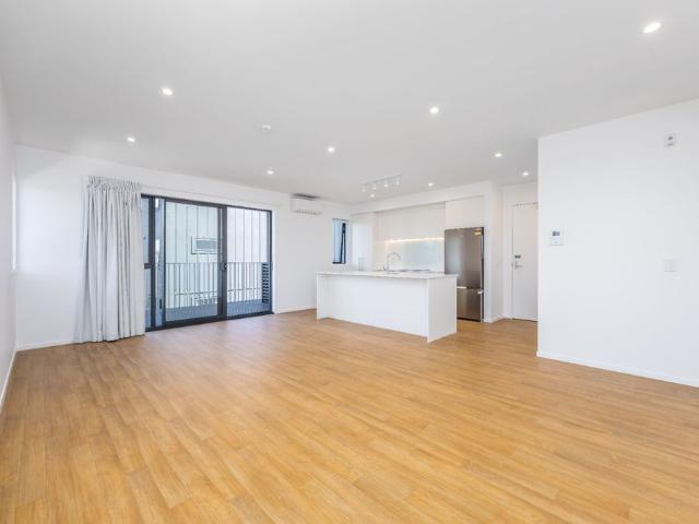 206/24 Peihana Road Hobsonville