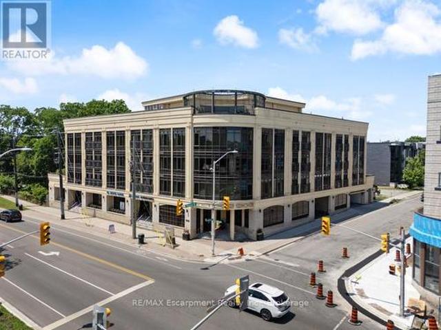 206 205 Lakeshore Road W, Oakville Co Central, ON, L6K 0H8 condo for sale | Listing ID W12049 | Royal LePage