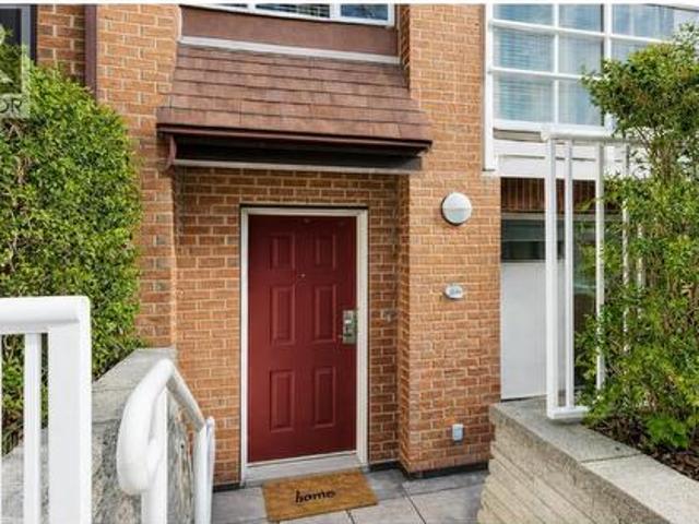 206 2071 42Nd Avenue W, Vancouver, BC, V6M 2B4 townhouse for sale | Listing ID R3141 | Royal LePage