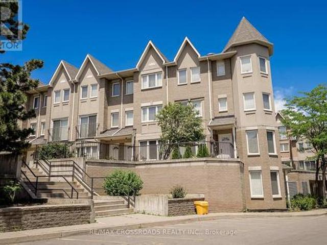 206 29 Rosebank Drive, Toronto, ON, M1B 5Y7 townhouse for sale | Listing ID E12267 | Royal LePage