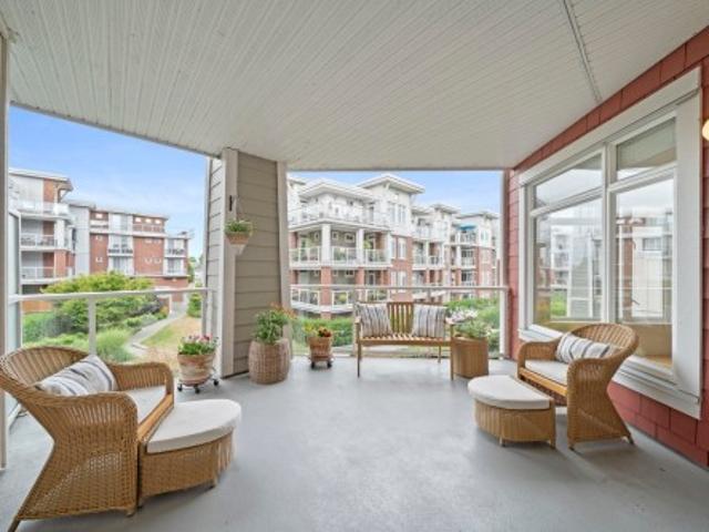 206 4 Bayview Street, Richmond, BC, V7E 6T6 Single Family Property For Sale | Listing ID R3143 | Royal LePage
