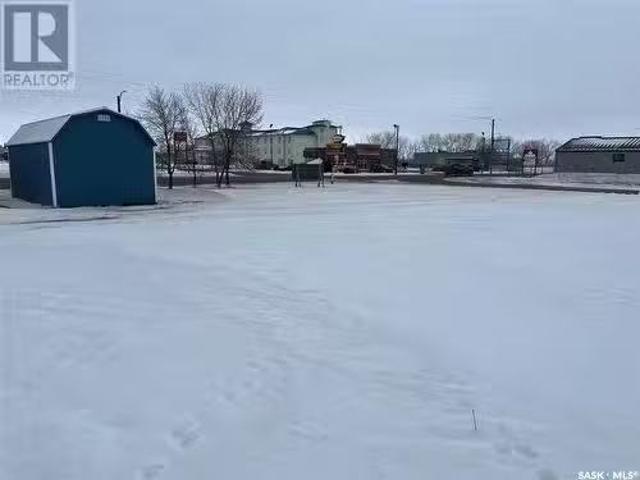 206 4Th Street, Estevan, SK, S4A 2T6 vacant land for sale L.
