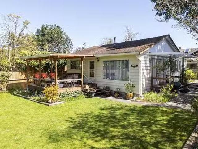 206 66A Street, Delta, BC, V4L 1M5 house for sale Listing I.