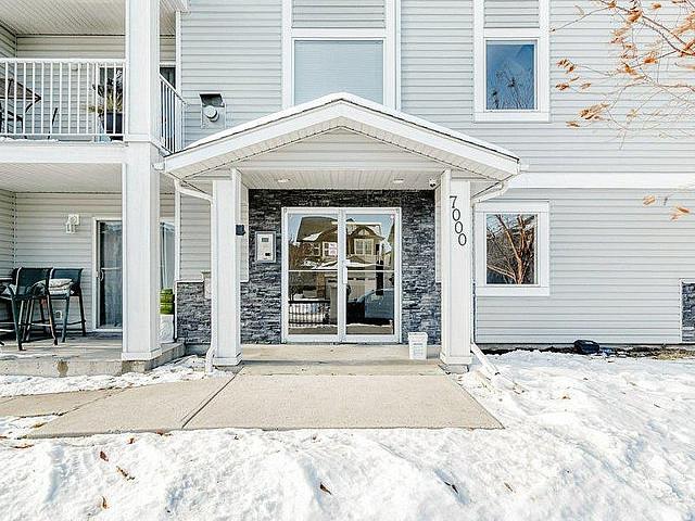 206, 7206 Valleyview Park Se Calgary, Alberta