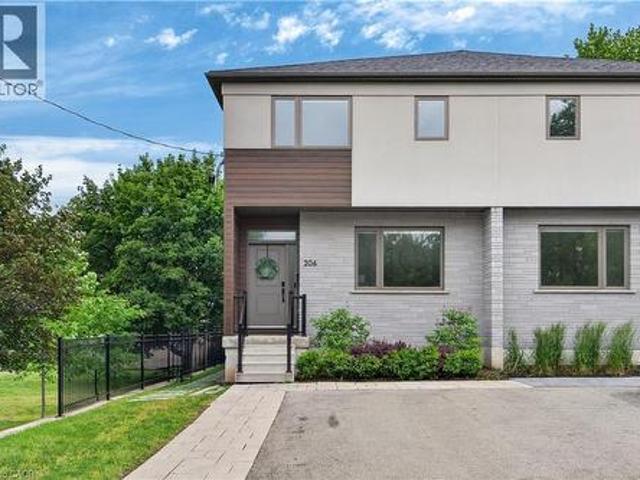 206 Canada Street, Hamilton, ON, L8P 1P6 house for sale | Listing ID 40838 | Royal LePage