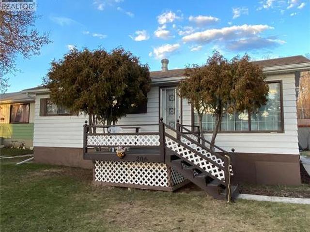 206 Albert Street, Hudson Bay, SK, S0E 0Y0 house for sale | Listing ID SK036033 | Royal LePage