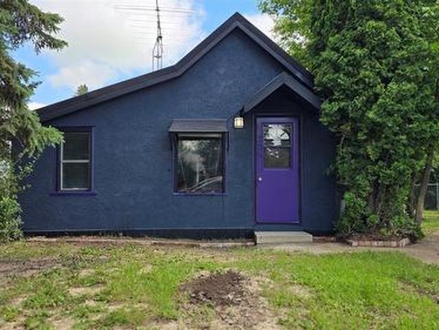 206 Irvine Street, Cut Knife, SK, S0M 0N0 house for sale | Listing ID SK043356 | Royal LePage