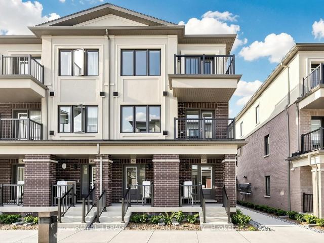 206 Matawin Lane, Richmond Hill | For Sale @ $699,000 | Condos. Ca