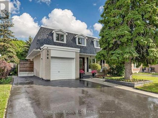 206 Mcmurchy Avenue S, Brampton, ON, L6Y 1Z3 house for sale | Listing ID W13434 | Royal LePage