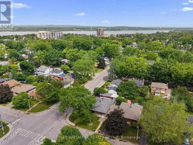 2075 Neepawa Avenue, Ottawa, ON, K2A 3L7 house for sale | Listing ID X13460 | Royal LePage