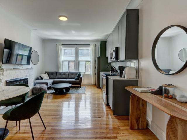2075 Av. Lincoln, Montréal Ville Marie, QC H3H