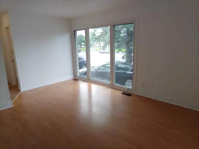 2077 Walkley Rd