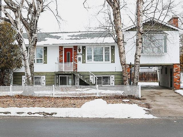 2072 4th Avenue Charming House For Sale
