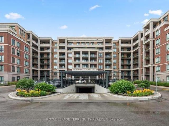207 25 Baker Hill Boulevard, Whitchurch Stouffville, ON, L4A 4R5 condo for sale | Listing ID N12292 | Royal LePage