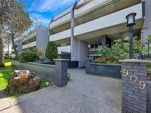 207 909 Pembroke St, Victoria, BC, V8T 4Z5 Single Family Pro.