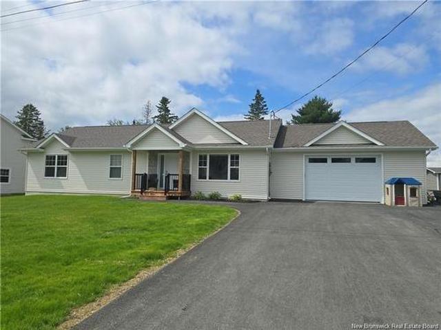 207 Carroll St, Miramichi, NB, E1V 0M3 house for sale | Listing ID NB141103 | Royal LePage
