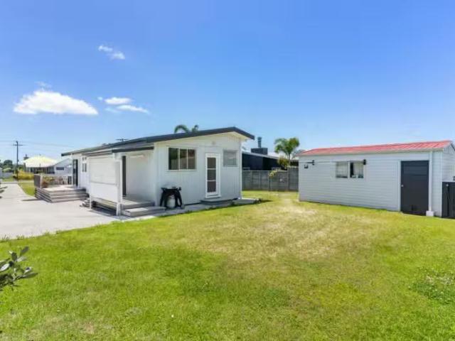 207 Kiwi Road, Whangamata, Thames Coromandel